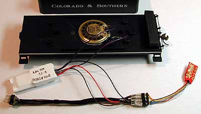 �ǥ�����������